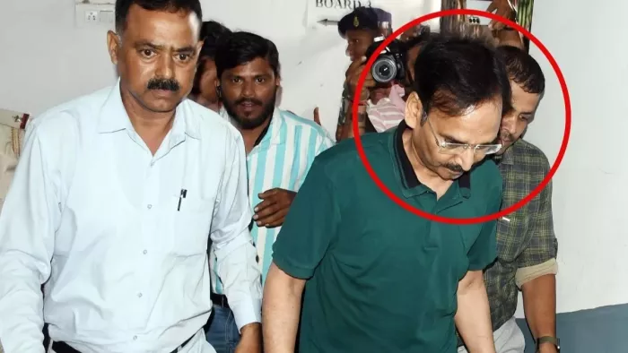 IAS Vinay Choubey: IAS Vinay Choubey will find out how much property is earned, ACB – Ranchi News Disproporting Assets Investigation Investigation against Vinay Choubey and other liquor fraud officials