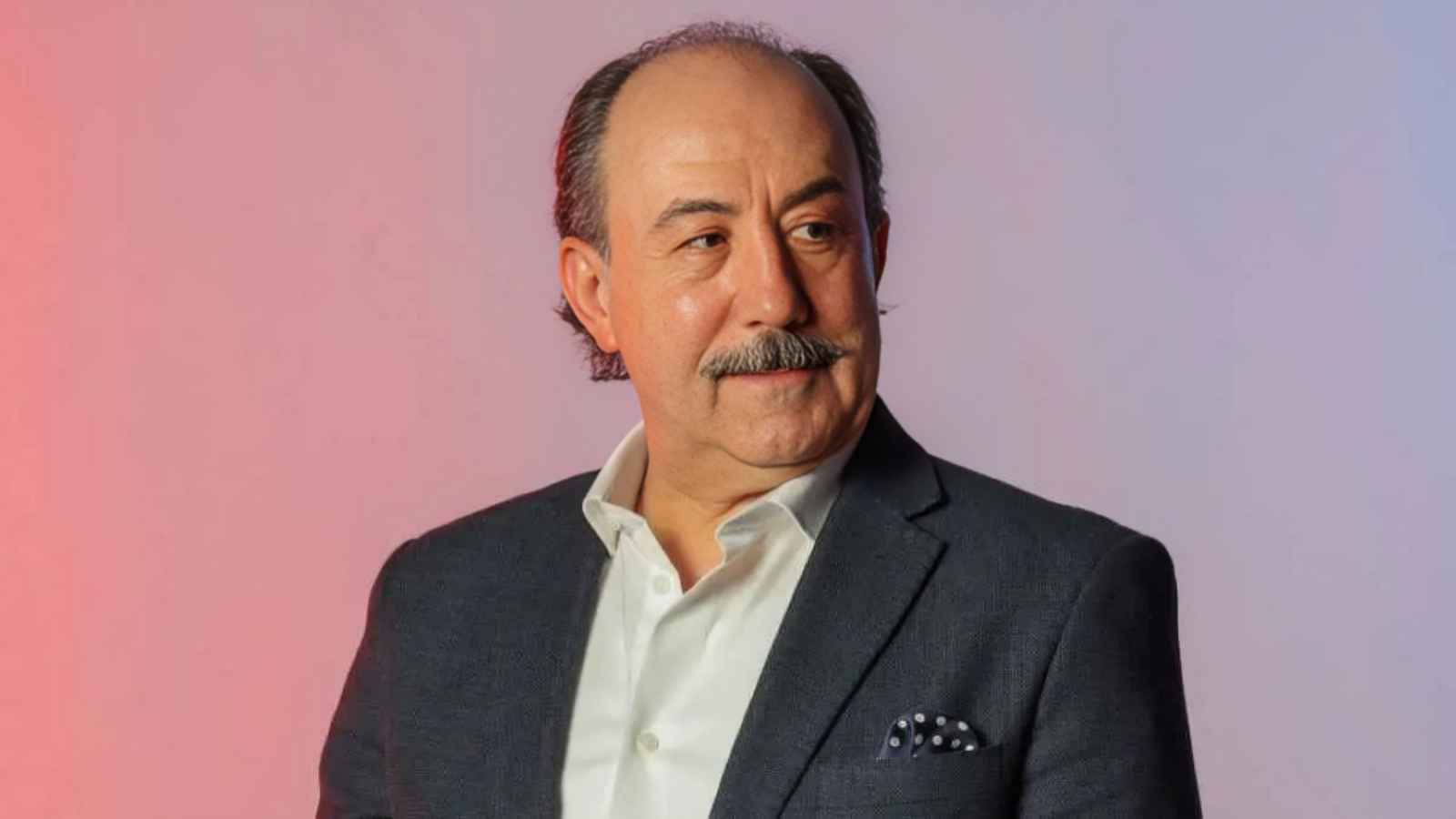 (خاص) محمد خير الجراح يطرح أغنية في العيد ويهديها لزوجته – ryan