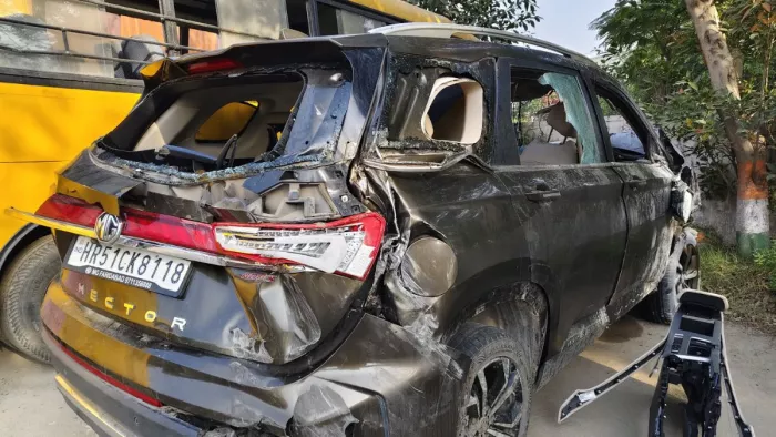 Faridabad accident: A fierce road accident on Delhi Agra National Highway, collision of two cars; Four Death – Faridabad Motor Accident 3 Death 2 injured on the Delhi Agra Highway Faridabad crash