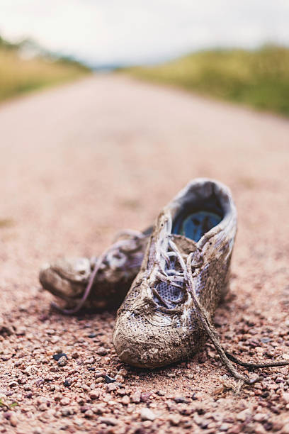 When did people start wearing shoes?