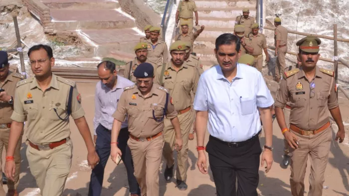 Mathura News: Riot over the head and meat of Idgah, a case submitted against three – animals remain a riot near Eidgah in the Govardhan Mathura district