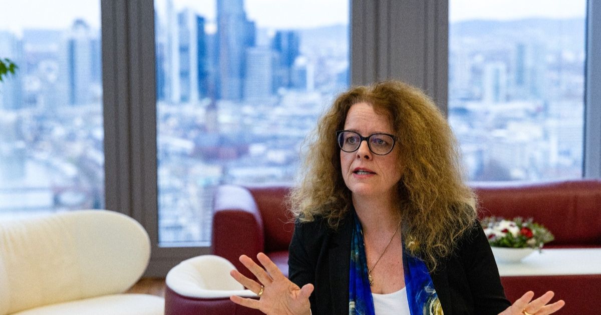 European central officials see an opportunity to improve the world role of the euro