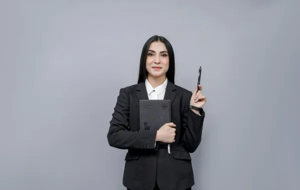 ما هي الترقية الوهمية التي يستخدمها بعض المدراء؟ وما تأثيرها؟