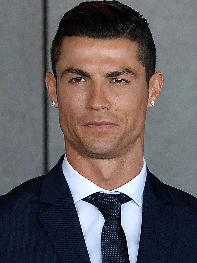 8 richest players in the world