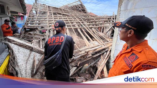 366 houses in depok were damaged by a tornado