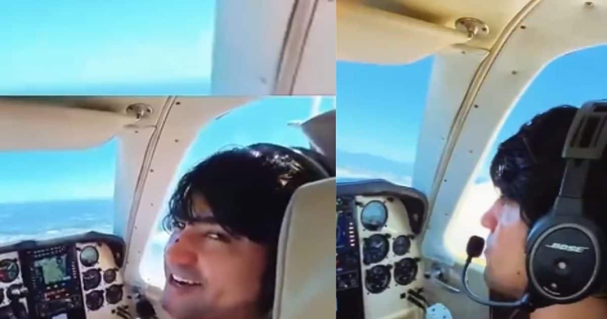 Bageshwar Baby News: Bageshwar baby on the pilot seat has been seen blowing the aircraft in Australia, committed to Viral Photo-Jai Shri Ram