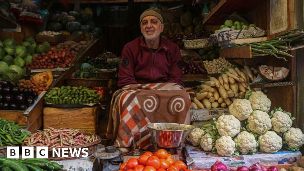 India Central Bank Delivers Sharp Rate Cut As Growth, Inflation Fall – ryan
