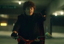 10-celebrities-who-looked-in-music-videos-for-rock-artists