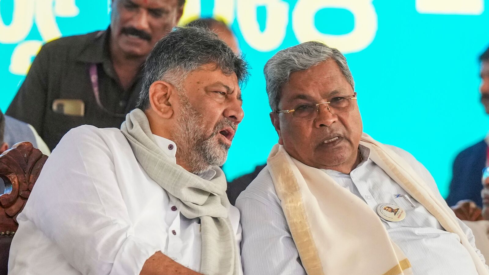 Bengaluru Stampede: Congress Top Brass Summons SiddaramaAh, Shivakumar; Cm in Delhi today | Today news