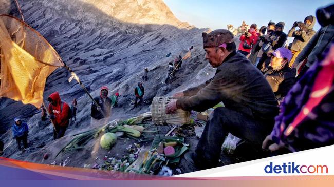 The Bromo area was closed on June 10-13, 2025 for the Yadnya Kasada ceremony