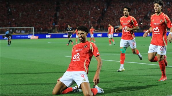 عاجل.-وسام-أبو-علي-يقود-الأهلي-للتقدم-على-فاركو-بهدفين-في-الشوط-الأول