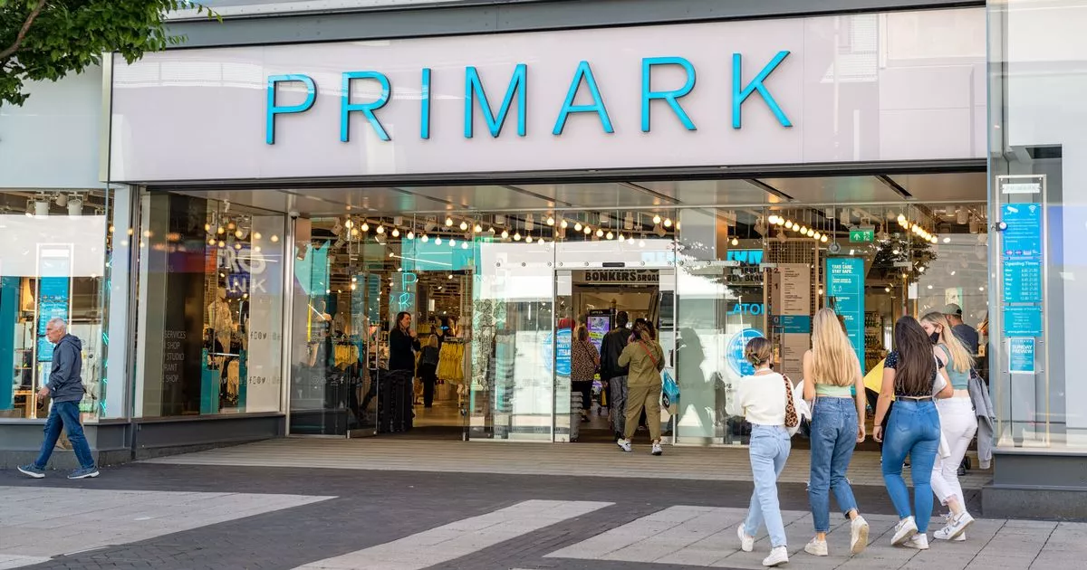 primark’s-most-fresh-3-jelly-tint-‘feels-esteem’-using-22-milk-make-up