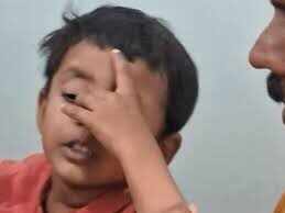 Abducted of khatushyam meet 3 -year -dan mathura watching video