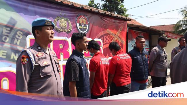 Ladies and gentlemen in Cilegon are determined