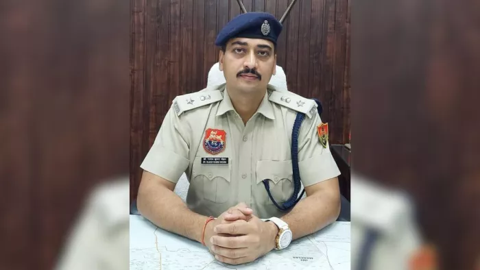 ‘Challan Nahi Salam’ five traffic heroes got respect, police in Gurugram started a new campaign – NCR Chalan Nahi Salam Milega Gurugram Traffic Police launches awareness campaign