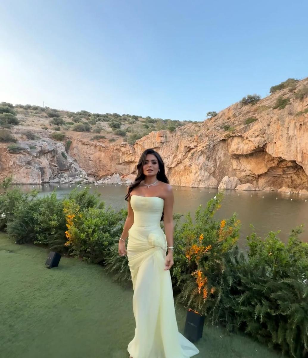 أمينة خليل بفستان دانتيل في في اليوم الثاني من زفافها باليونانانR – ryan