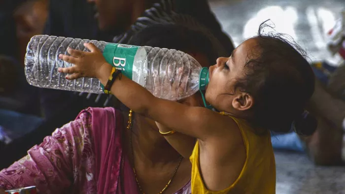 46 degrees temperature in Punjab, red warning of the heatwave for many districts today; People advised not to get out of the house – Punjab Heatewave Red Alert issued power cuts.