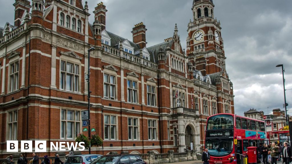 crisis-hit-croydon-counds-needs-short,-curious-reset-minister-says