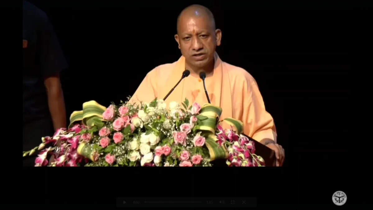 CM Yogi has called on the people for public property safety, said: “Make videos of those who deliver the people, the government will act”