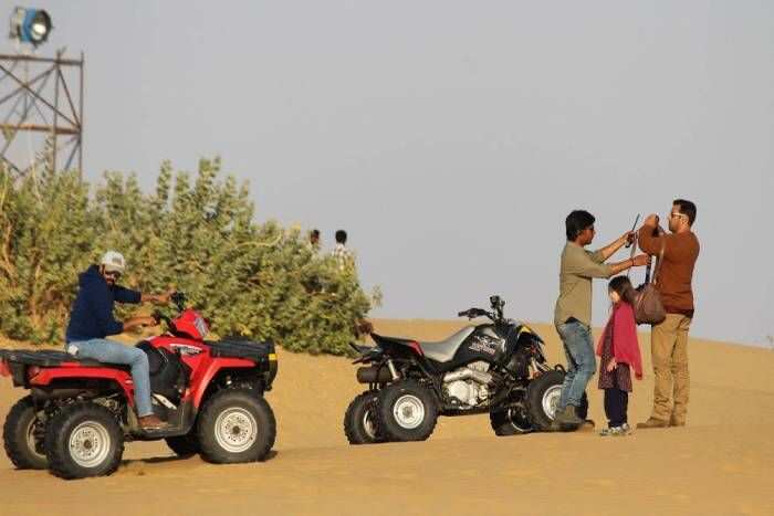 Thar Desert, not just the tourists, Bollywood directors also see the favorite place in the viral footage, which films were shot here?