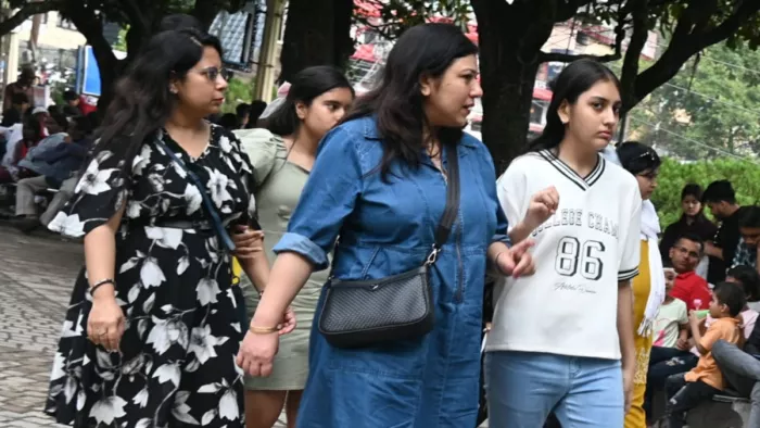 Uttarakhand Tourism: Tourists showed up in a large number of tourists due to scissors fair, tourism at a peak in Nainital – Nainital Tourism Booms before Kainchi Fair Tourist Inflow and Traffic Update