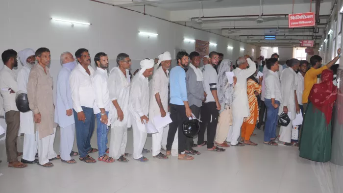 Shamli News: Little relief from wind blowing in the scorching heat has reached 38 temperature – Shamli heat relieves temperature drops of hospital overcrowded