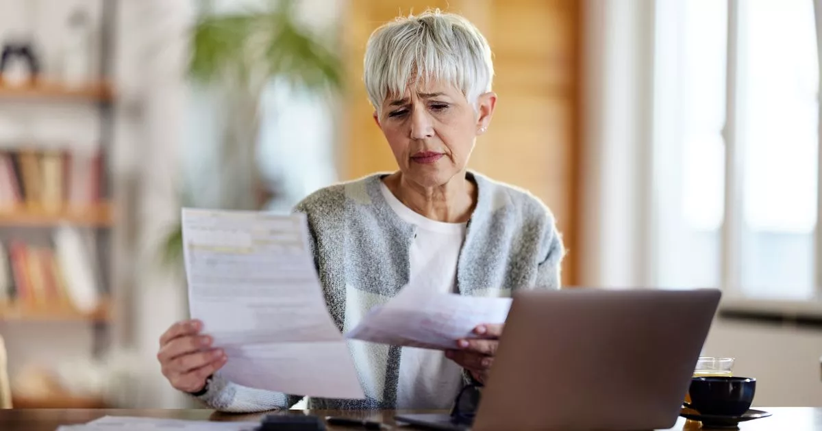 hmrc-warning-as-thousands-get-2,800-payout-after-overpaying-tax