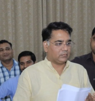 PM Modi fully sensitive to Ahmedabad aircraft accident: SURESH SINGH Rawat