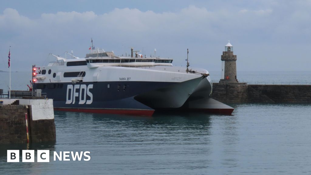 Successful Trial of Additional Jersey-Guernsey Fast Ferry Service – ryan