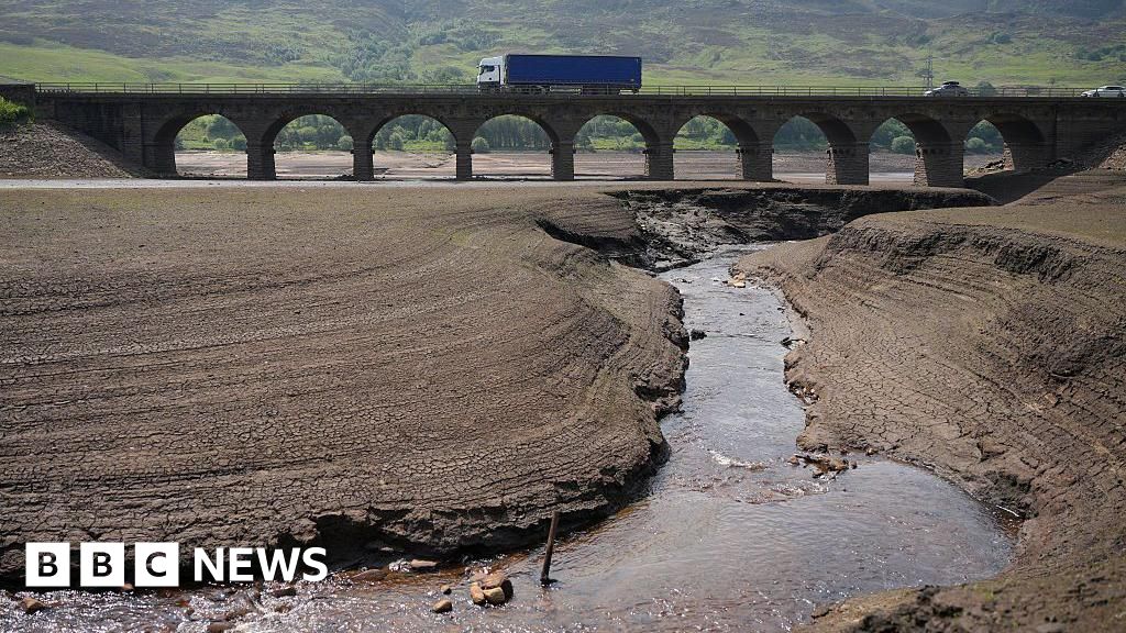 thunderstorm-warnings-in-dispute-as-yorkshire-in-drought