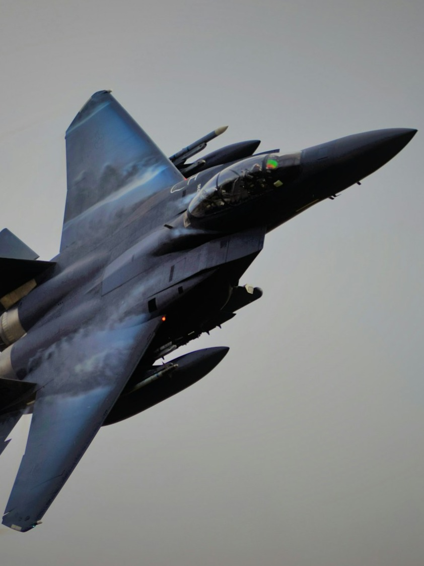 How does AC work in Fighter Jet?
