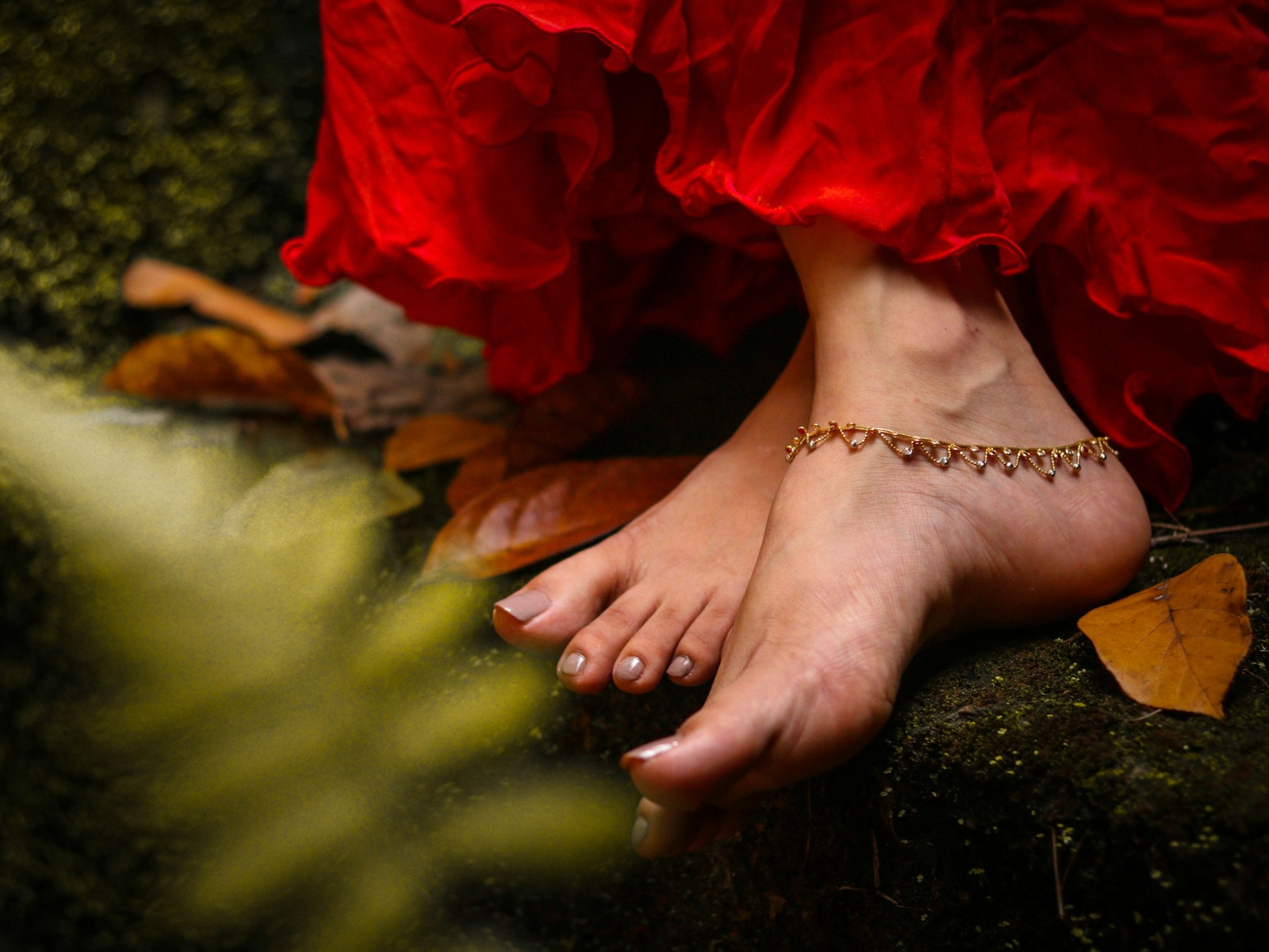 Benefits of wearing silver ankles