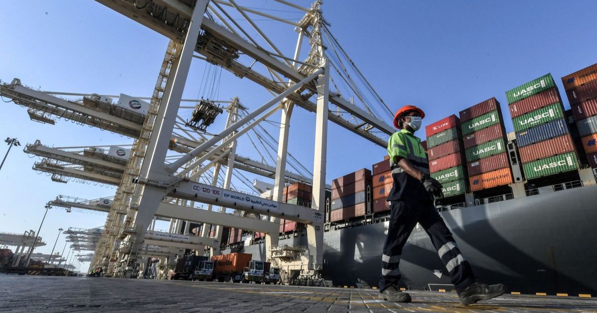 The UAE aims to effect 4 trillion -oil -external trade within two years