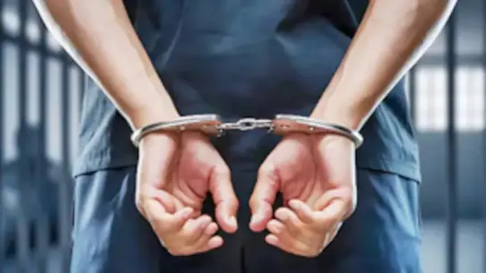 7 Lakh Rupees was arrested by YouTuber of Delhi, who threatened the wife of Mumbai – arrested Ncr Delhi YouTuber in Mumbai for straying down 19 Lakh of Woman