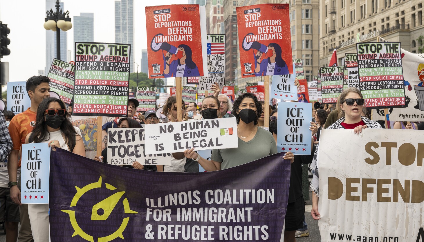 Rally Again in Chicago Against Trump, Ice – ryan