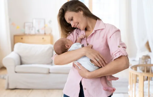 3 نصائح ذهبية وأساسية لزيادة حليب الأم المرضعة