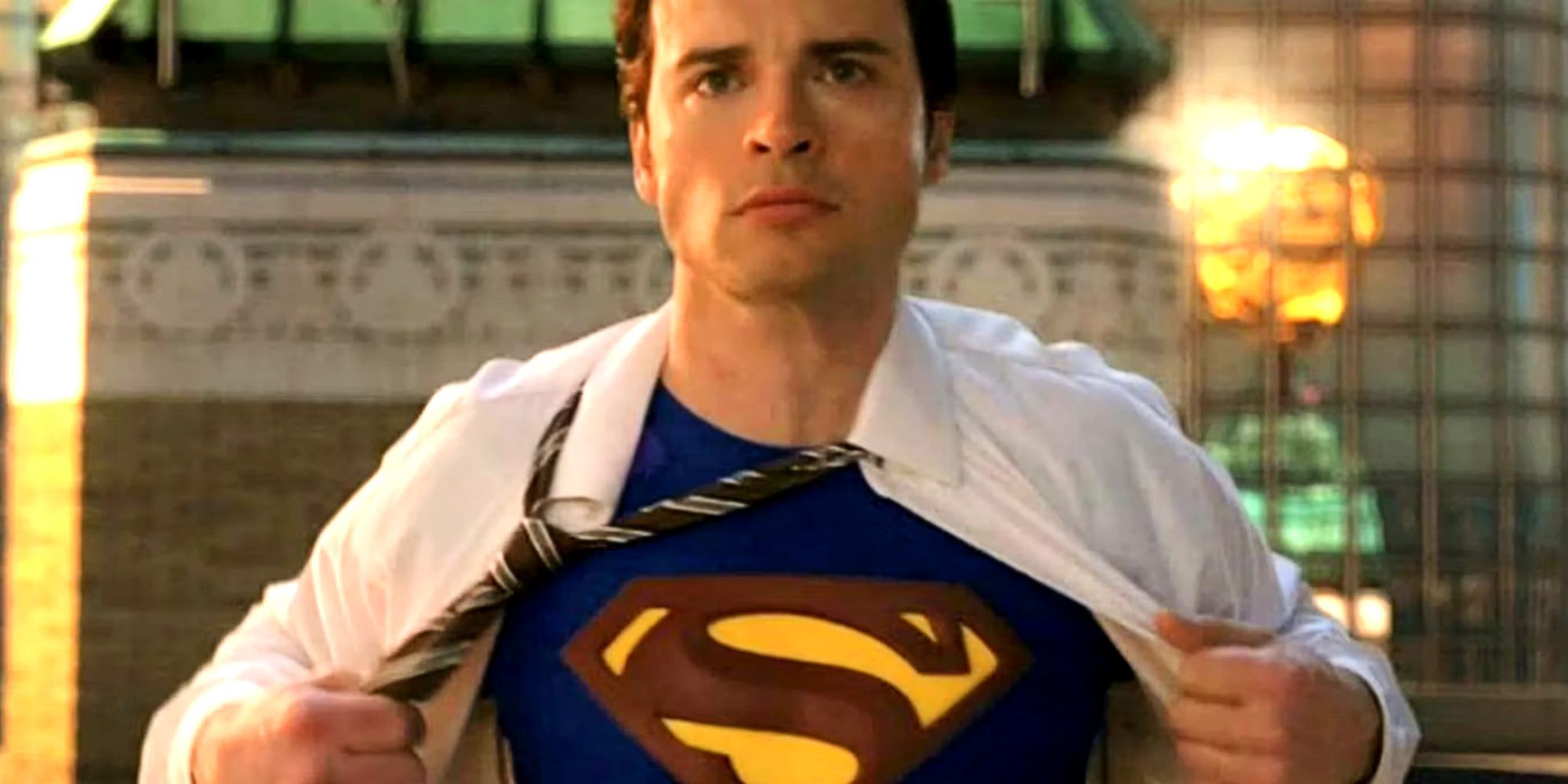 david-corenswet-addresses-comparisons-with-smallville’s-tom-welling