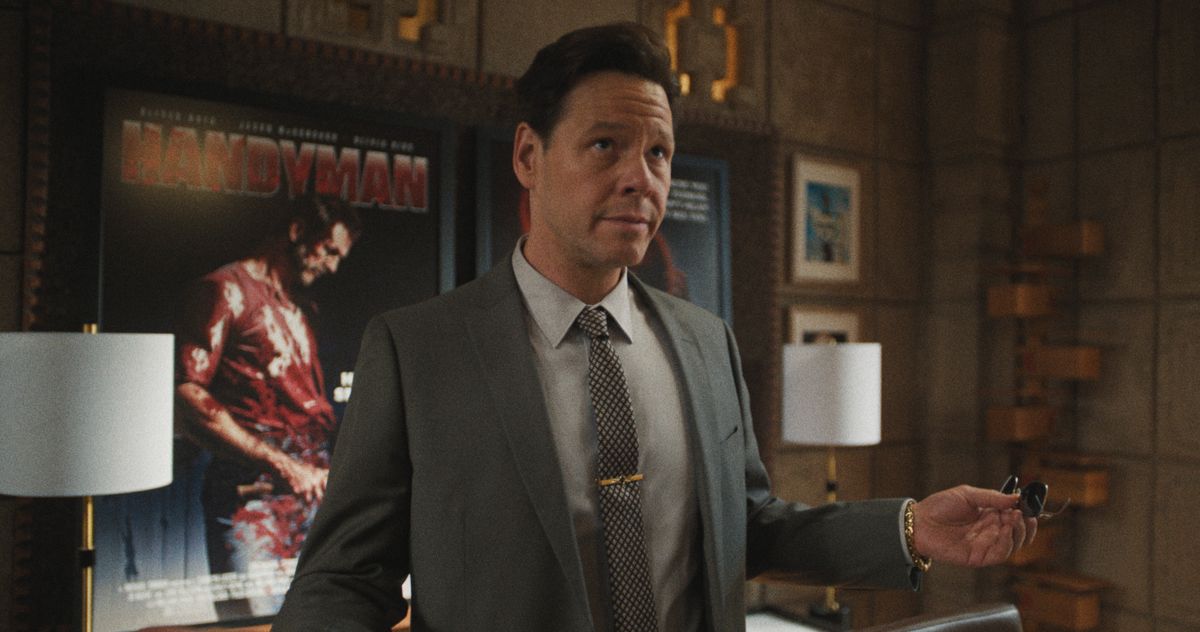 Ike Barinholtz is the best part of ‘the studio’ – ryan