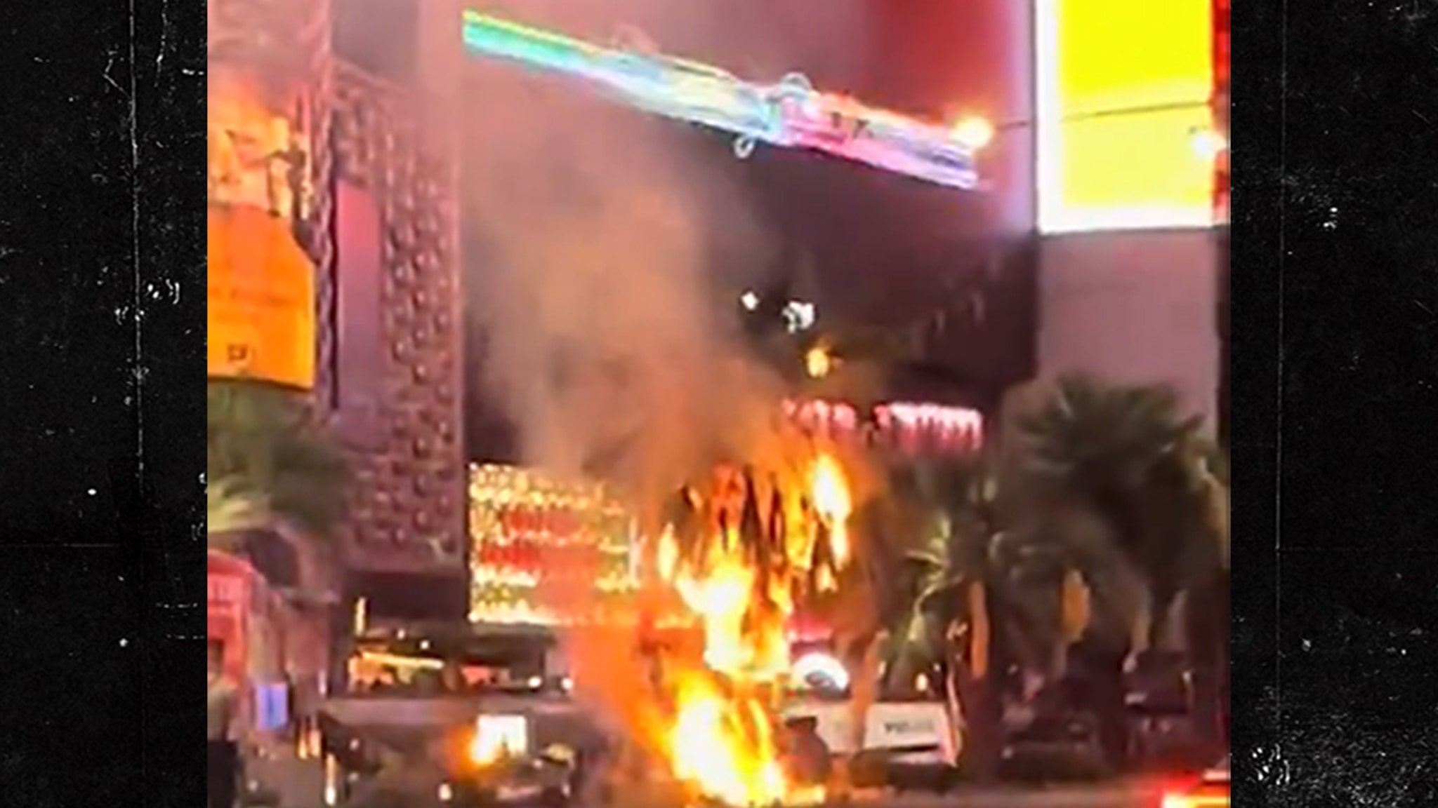 las-vegas-strip-catches-on-fire-after-eyewitnesses-hear-thunderous-‘bang’