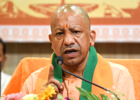 New record of recruiting police in UP, Yogi government will hand over 60,244 Settlement Letters