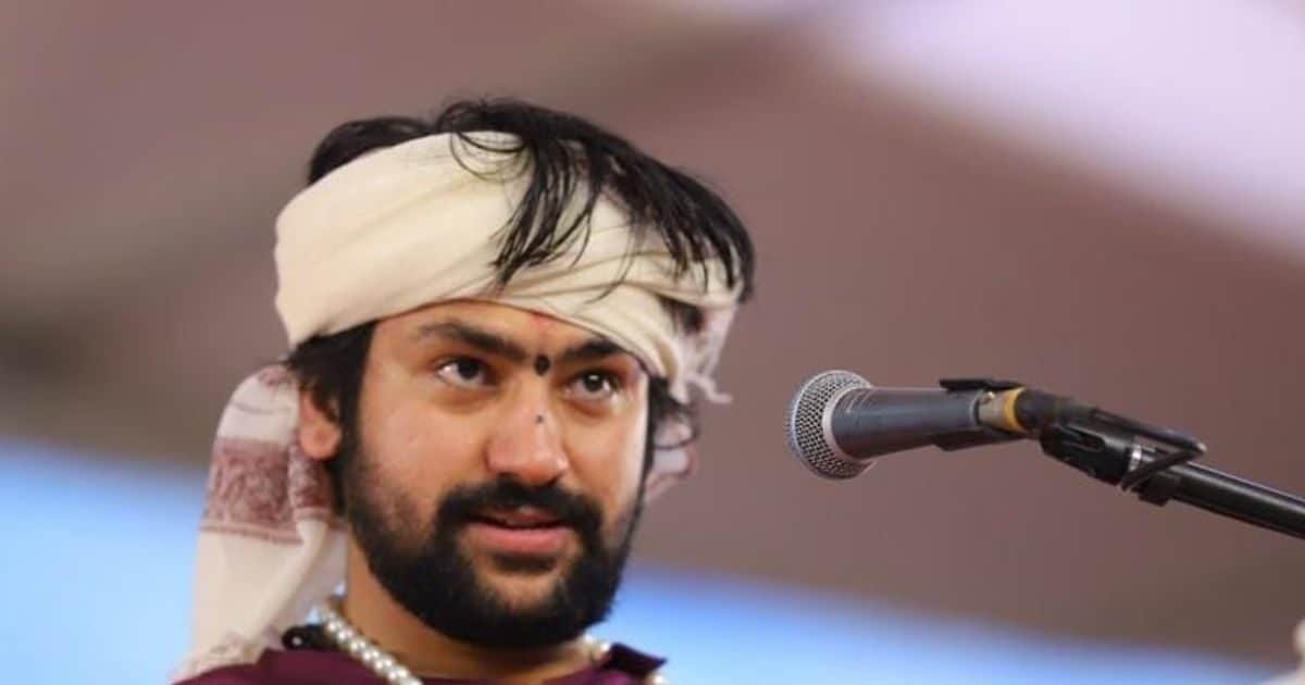 Is the grace of Karna Vampire on Dhirendra Shastri? Early giving an answer to each question