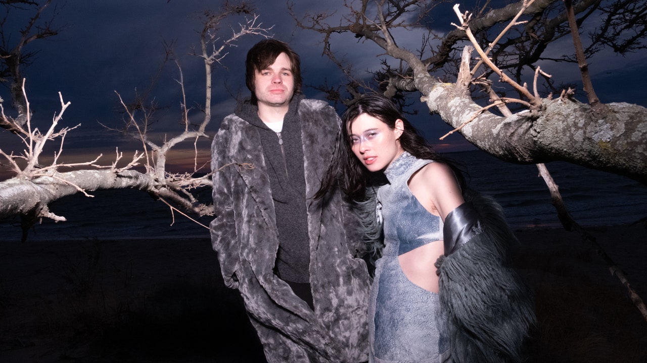 water-out-of-your-eyes-eyes-bellow-tour-and-new-album,-share-video:-ogle
