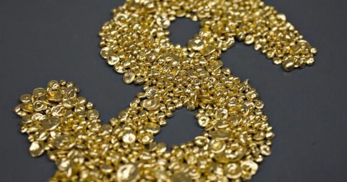 An unprecedented number of central banks plan to improve gold reserves