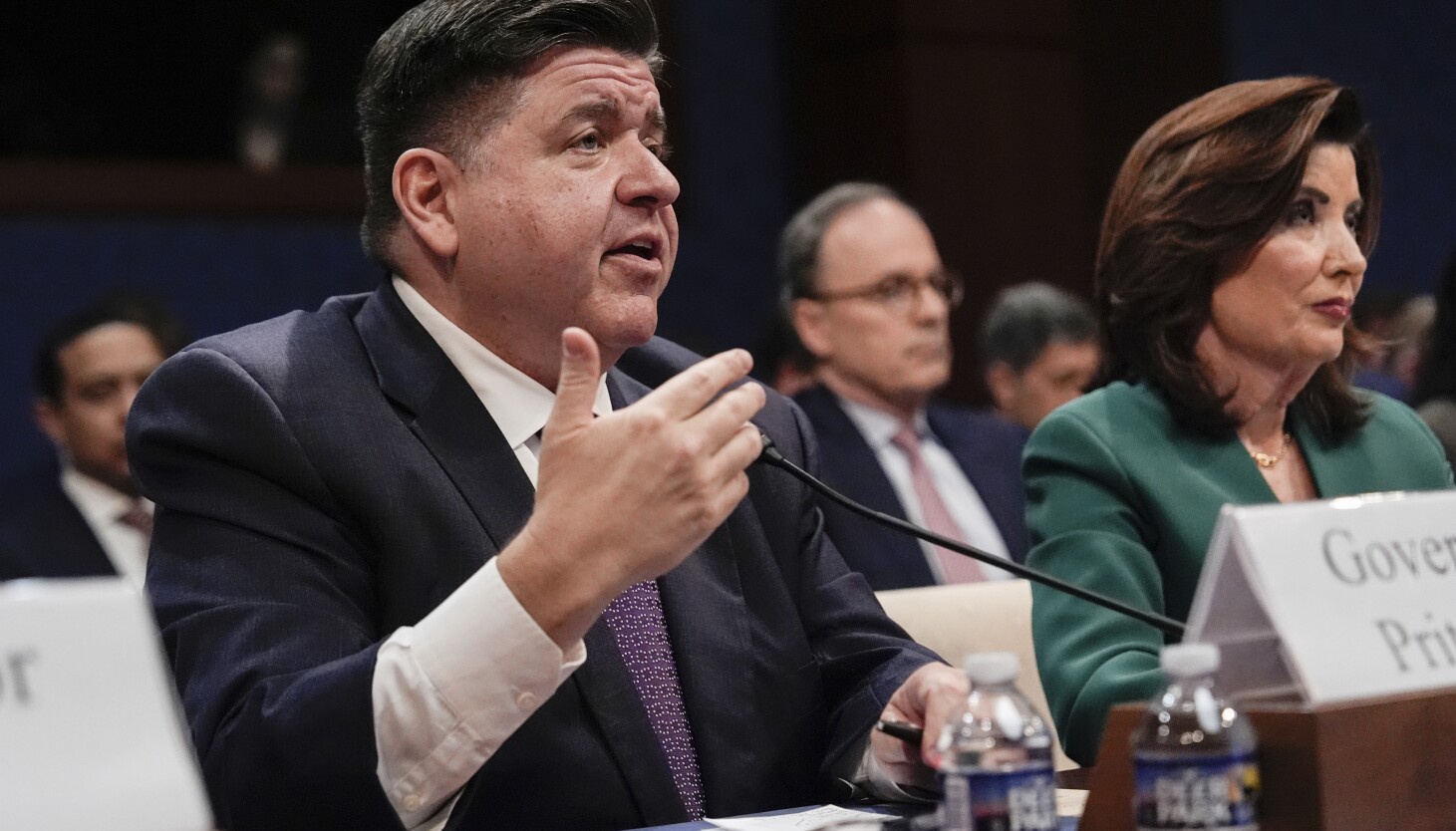 Gov. JB Pritzker Survives ‘Political Circus’ in Washington As Gop Pins Immigration Woes on Democrats – ryan