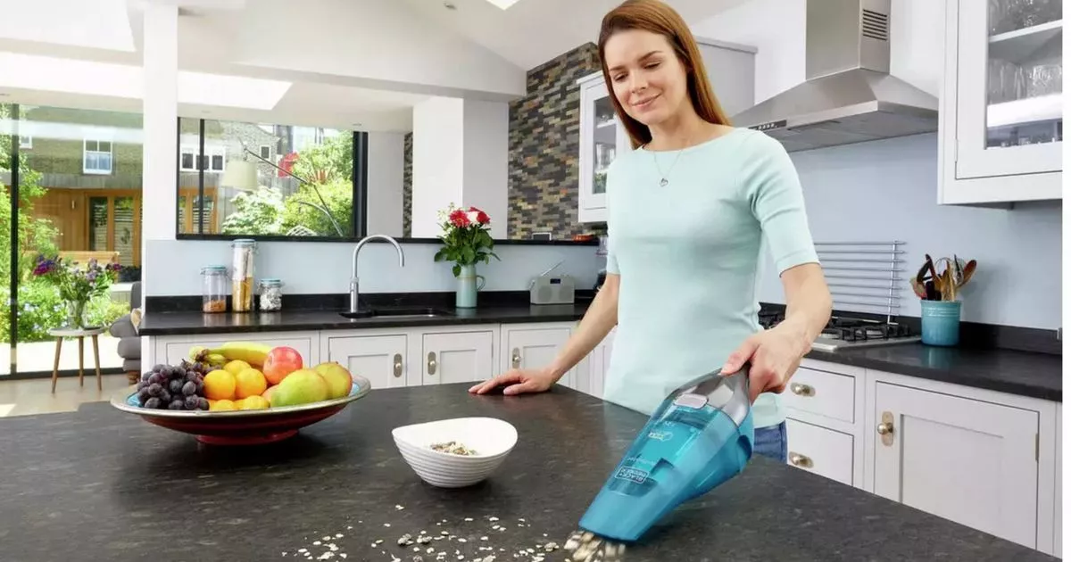 ‘powerful’-cordless-handdheld-vac-now-lower-than-20-with-cashback-deal