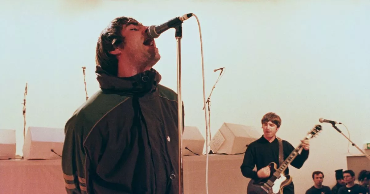 only-oasis-t-shirts-to-aquire-from-river-island,-amazon,-subsequent-and-more-as-tour-nears