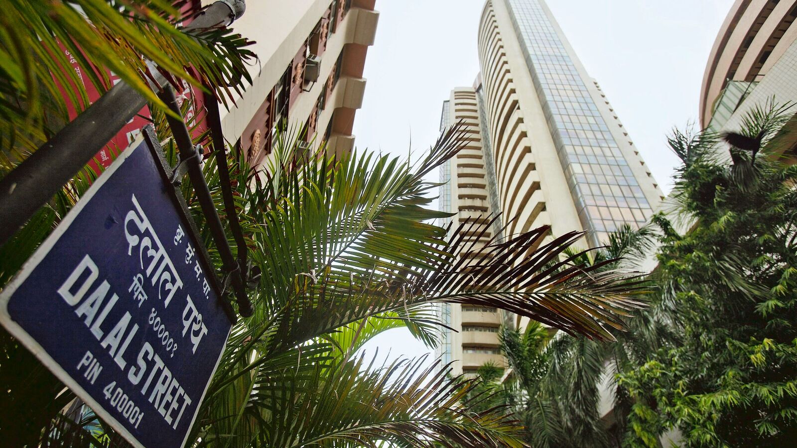 Here is the reason why the trading of index options is dropping