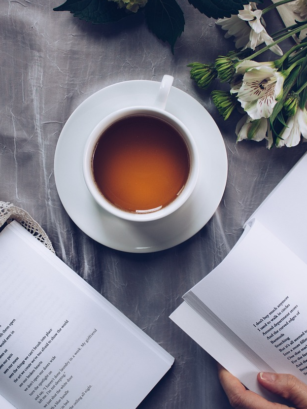 How many tea do people drink in the world every day?