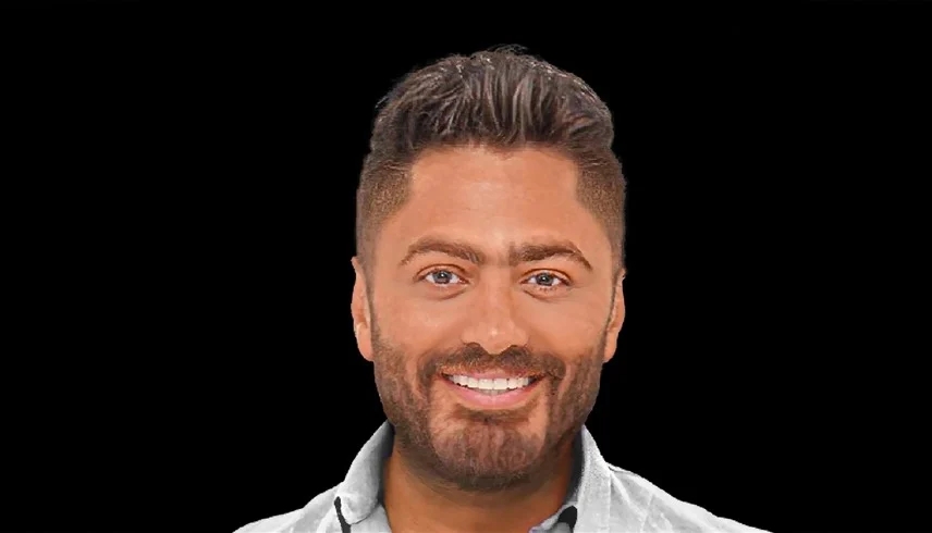 تامر-حسني-يمزج-بين-سحر-الأهرامات-وجمال-الموسيقى-في-أizing
