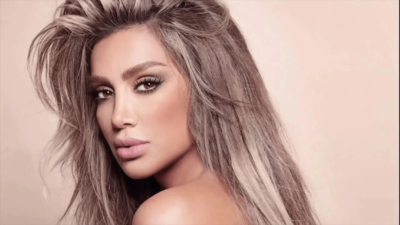 intriguing-nails-and-bold-make-up-maya-diab-raises-consideration-with-an-unconventional-behold.